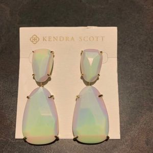 Kendra Scott Katie Earrings